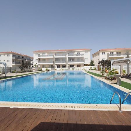 ♥ Sunny&Cozy Family Apartment ★ Walk To The Beach☼ Paralimni Exterior foto