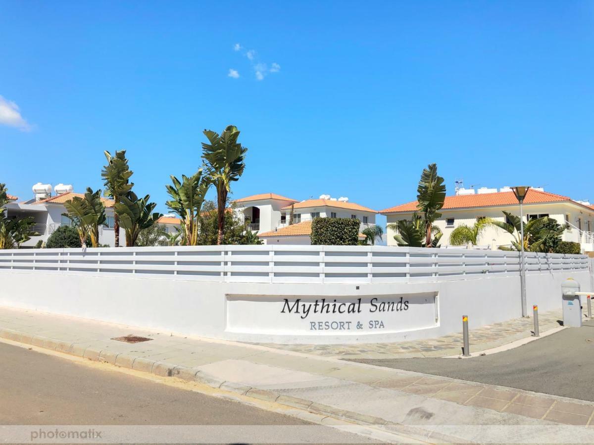 ♥ Sunny&Cozy Family Apartment ★ Walk To The Beach☼ Paralimni Exterior foto